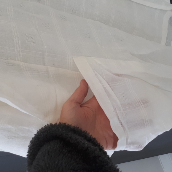 BUYKUD  linen top. Size L - Picture 3 of 5